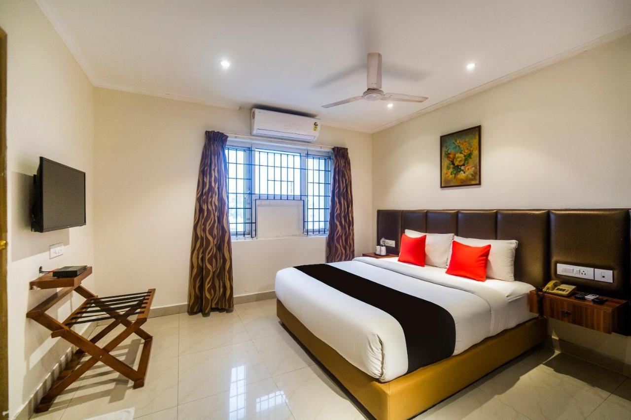 Capital O 66763 Blossoms Serviced Apartments Ченнаи Экстерьер фото